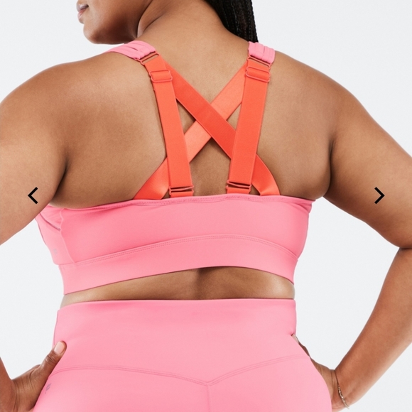 Fabletics Workout Set - Picture 6 of 7